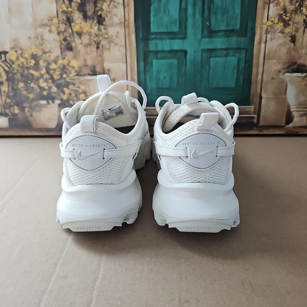 Nike TC 7900 - Sail / DD9682-100 / Women's Shoes Sneakers Size US 8